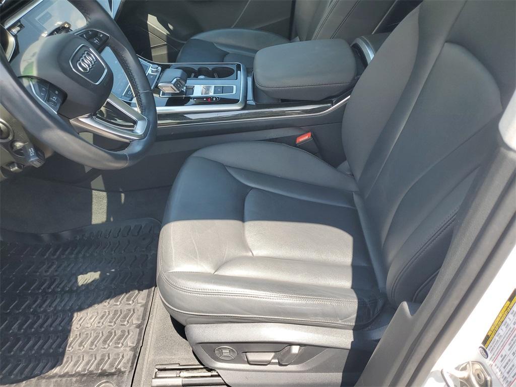 used 2020 Audi Q7 car, priced at $27,279