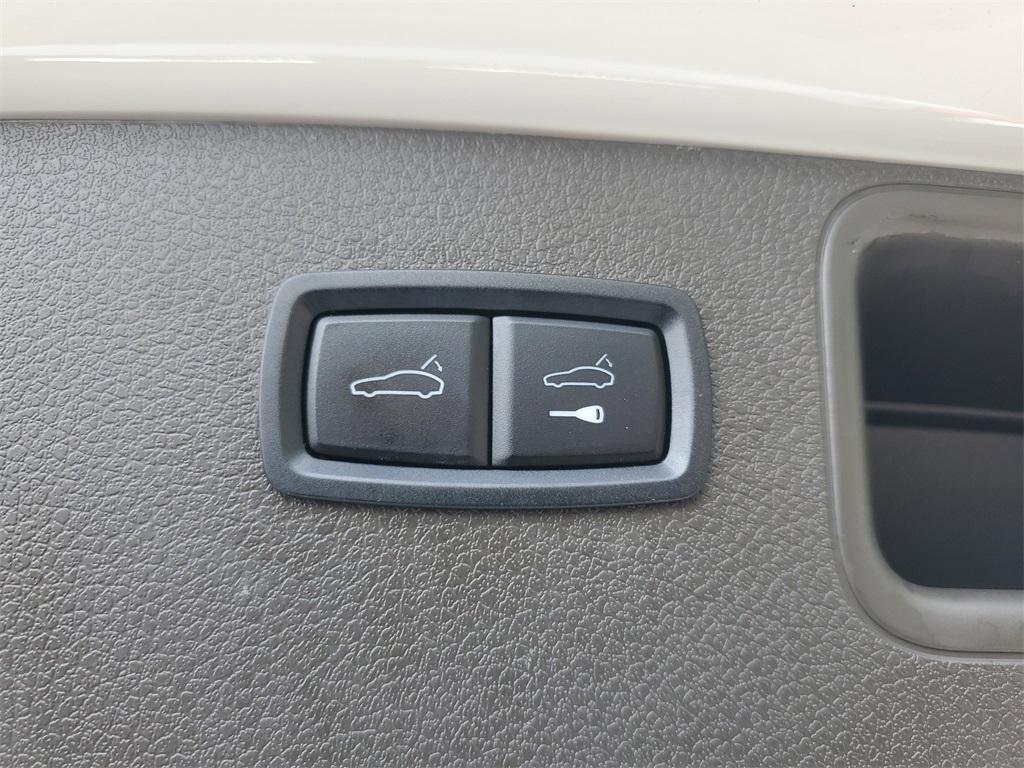 used 2018 Porsche Macan car, priced at $23,823