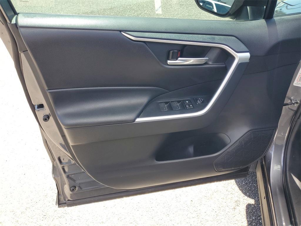 used 2022 Toyota RAV4 Hybrid car, priced at $29,882