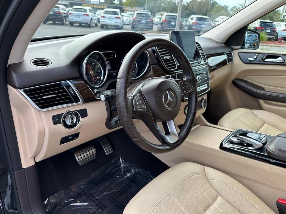 used 2019 Mercedes-Benz GLE 400 car, priced at $27,490