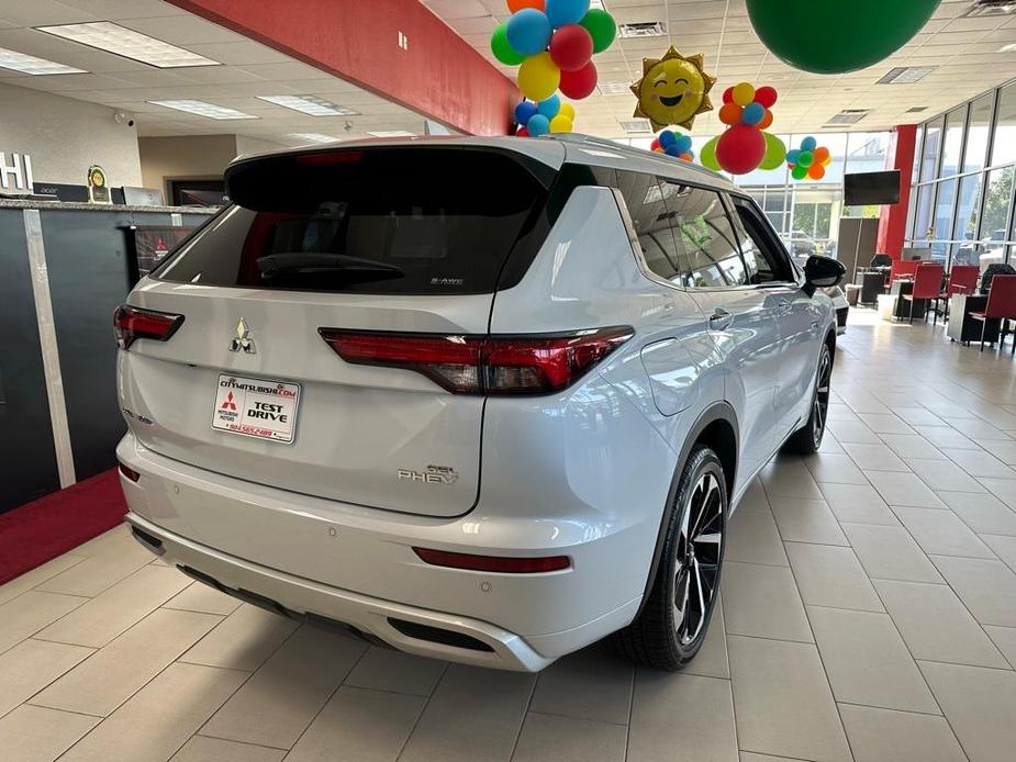 new 2024 Mitsubishi Outlander PHEV car, priced at $44,830