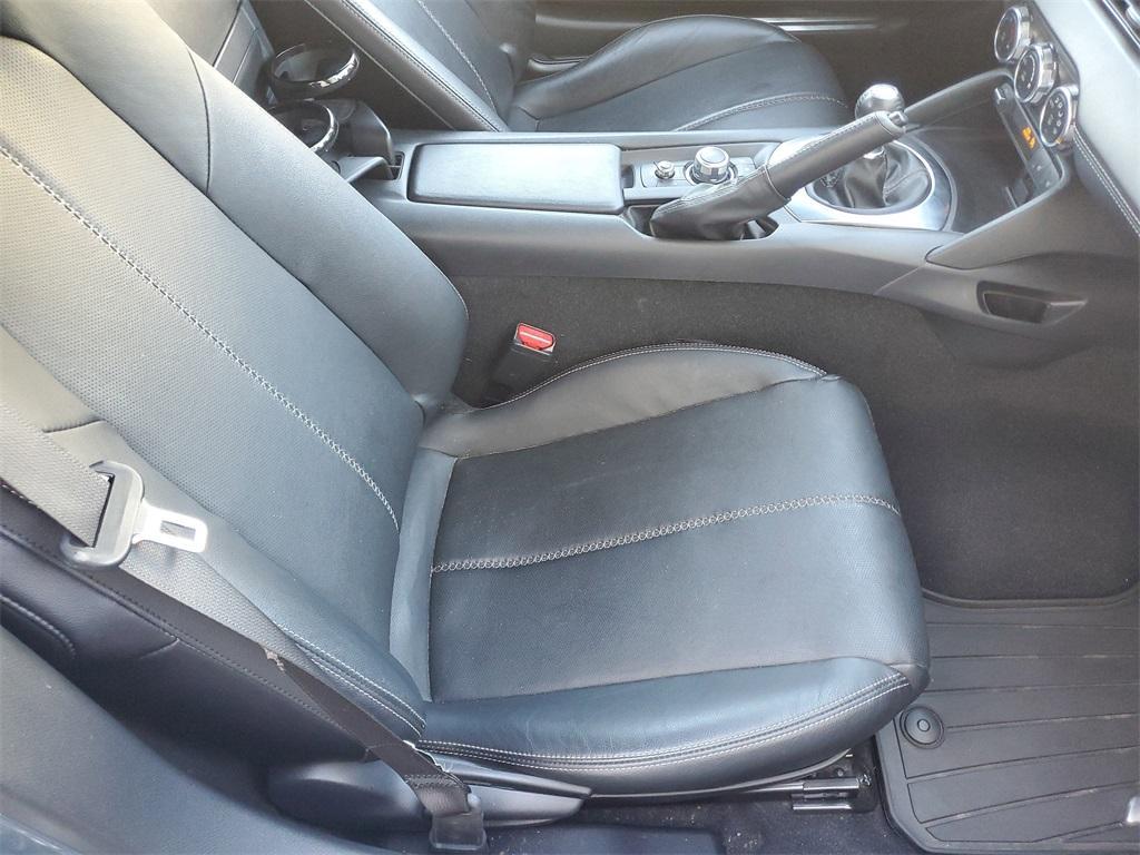 used 2021 Mazda MX-5 Miata RF car, priced at $22,553