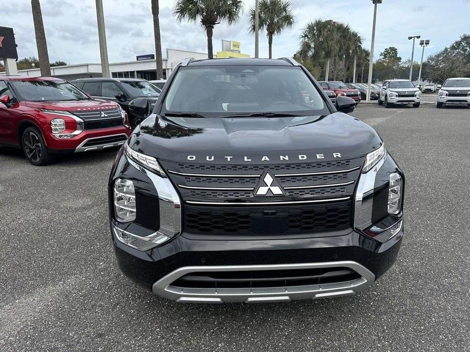 new 2024 Mitsubishi Outlander car, priced at $32,095