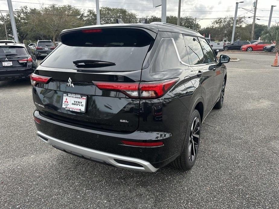 new 2024 Mitsubishi Outlander car, priced at $32,095