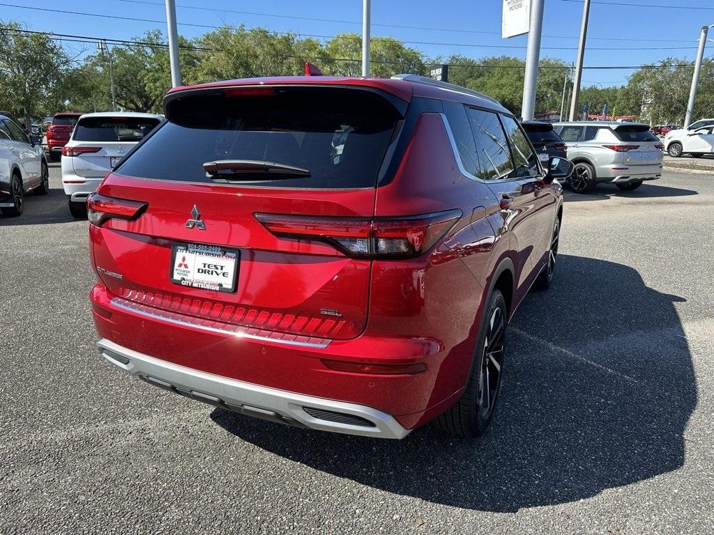 new 2024 Mitsubishi Outlander car, priced at $32,757