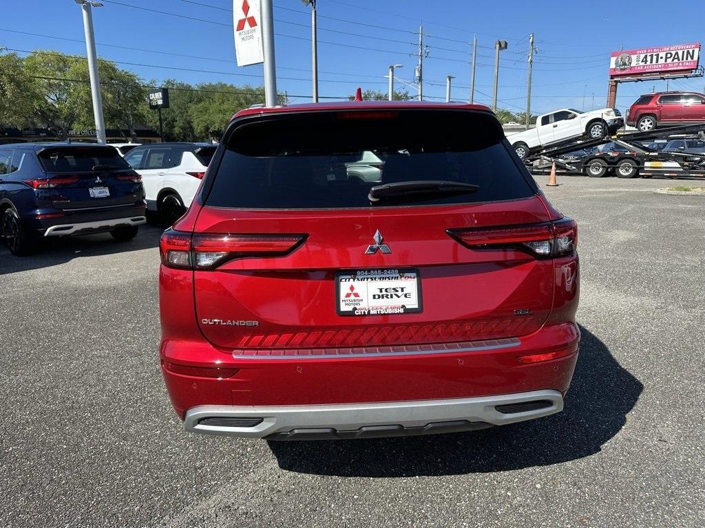 new 2024 Mitsubishi Outlander car, priced at $32,757