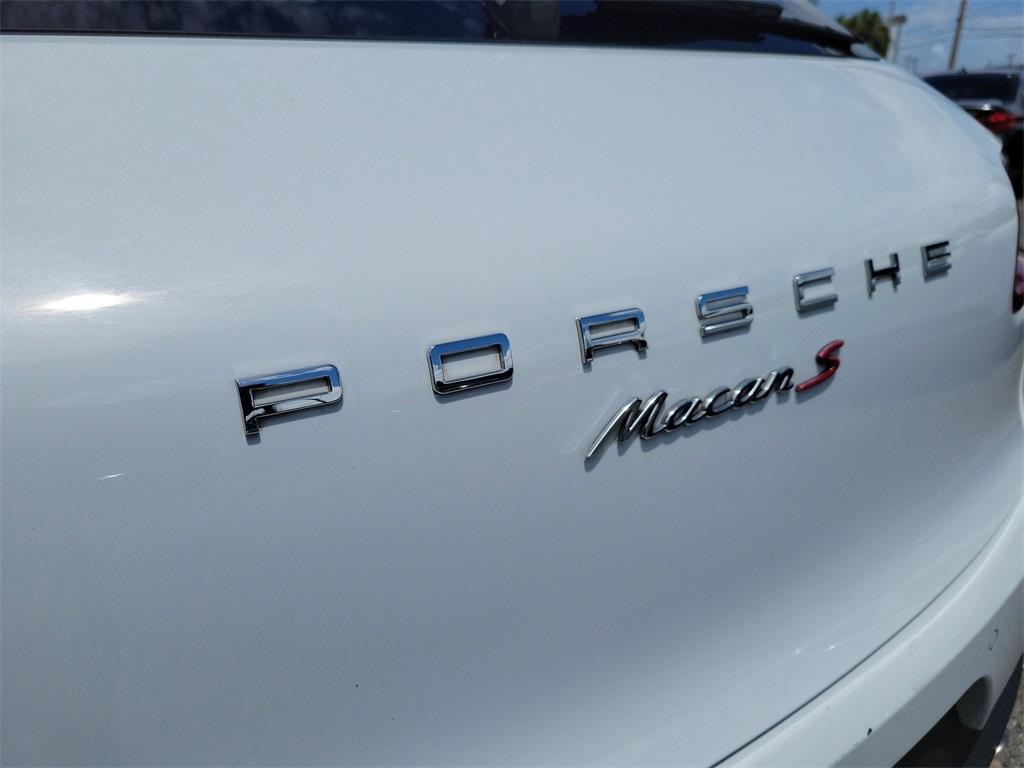 used 2018 Porsche Macan car, priced at $24,895