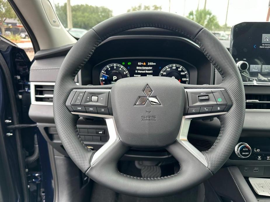 new 2024 Mitsubishi Outlander car, priced at $32,785