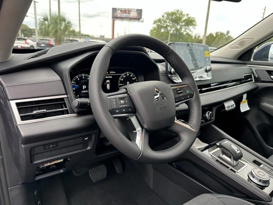 new 2024 Mitsubishi Outlander car, priced at $32,785