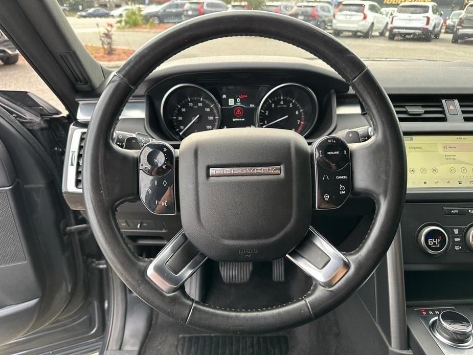 used 2020 Land Rover Discovery car, priced at $27,276