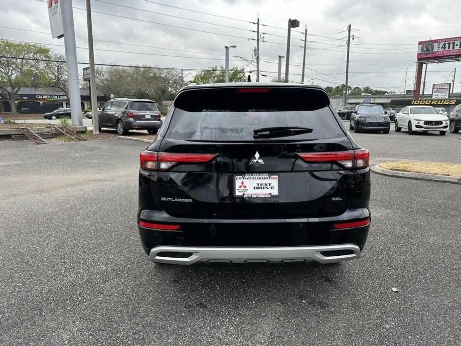 new 2024 Mitsubishi Outlander car, priced at $32,717