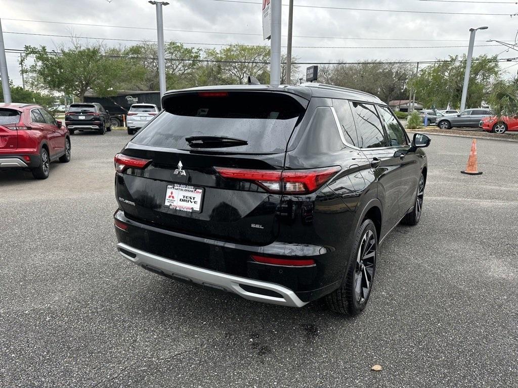 new 2024 Mitsubishi Outlander car, priced at $32,717