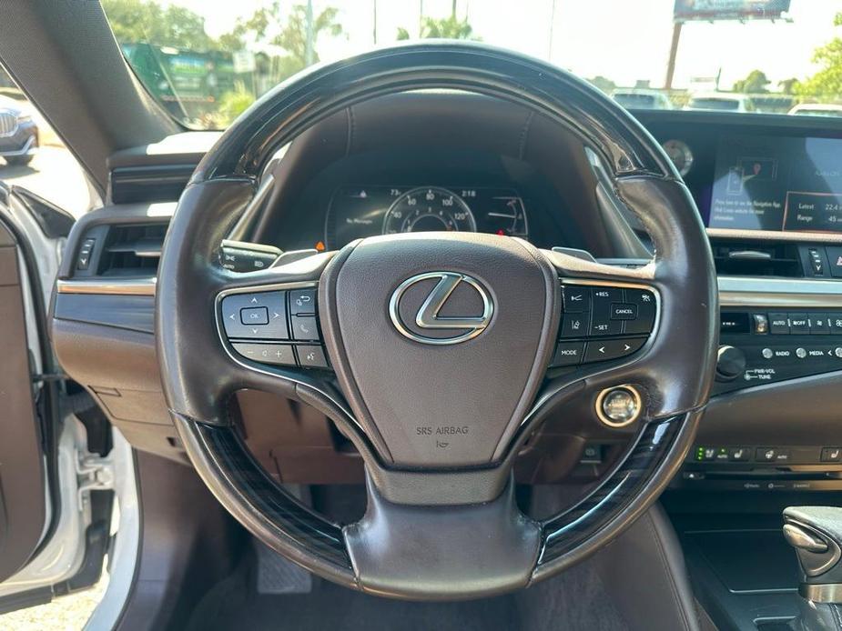 used 2020 Lexus ES 350 car, priced at $27,590