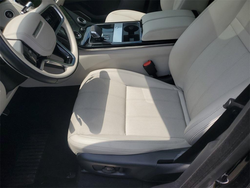 used 2021 Land Rover Range Rover Velar car, priced at $31,400