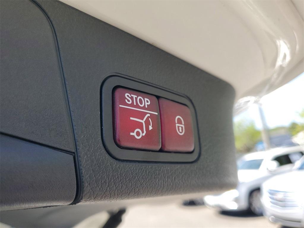 used 2020 Mercedes-Benz GLB 250 car, priced at $27,421