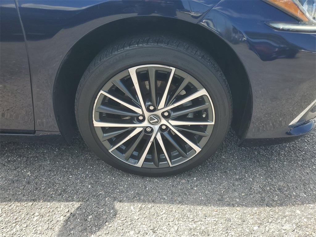 used 2023 Lexus ES 350 car, priced at $35,465
