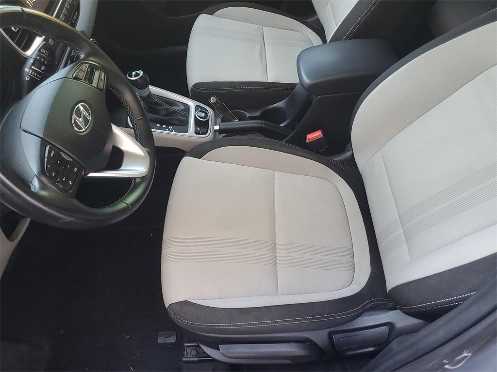 used 2021 Hyundai Venue car, priced at $14,890