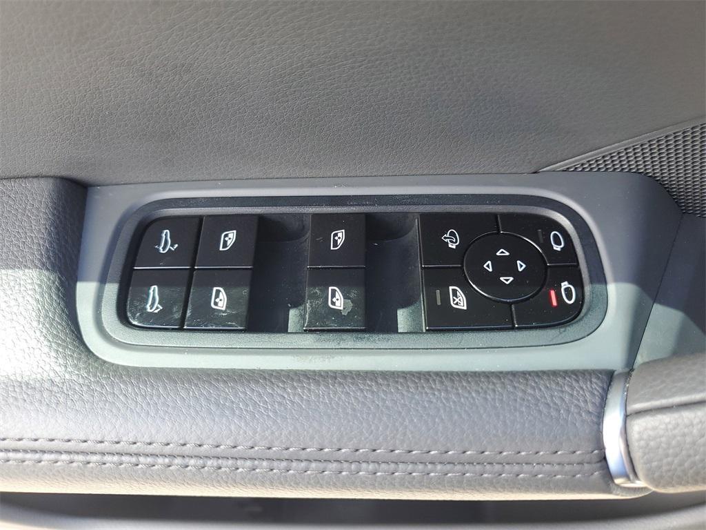used 2021 Porsche Cayenne car, priced at $50,279