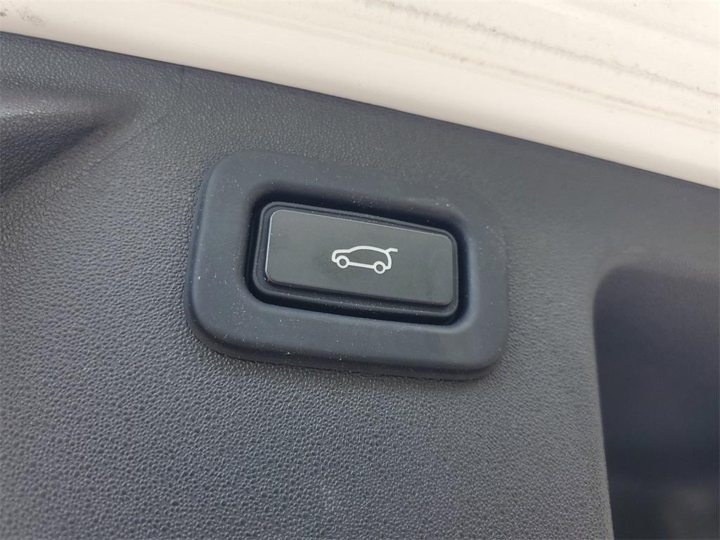 used 2020 Land Rover Discovery Sport car, priced at $23,994