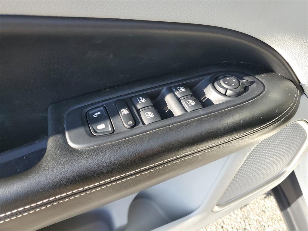 used 2018 Jeep Compass car, priced at $11,600