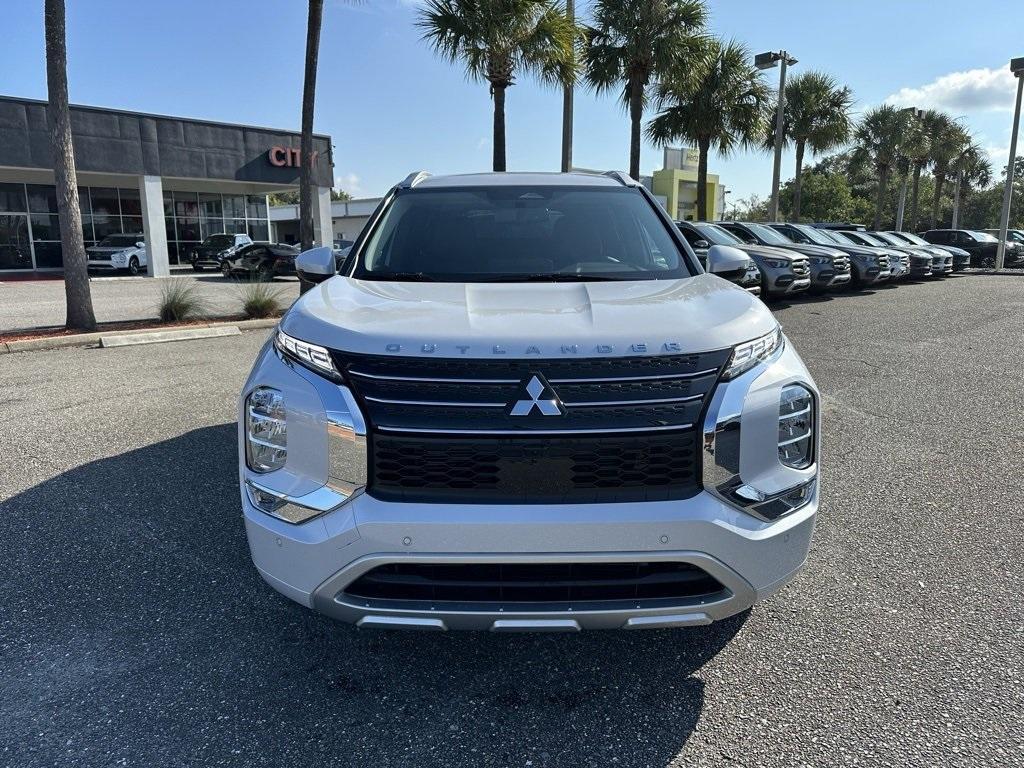 new 2024 Mitsubishi Outlander car, priced at $34,635