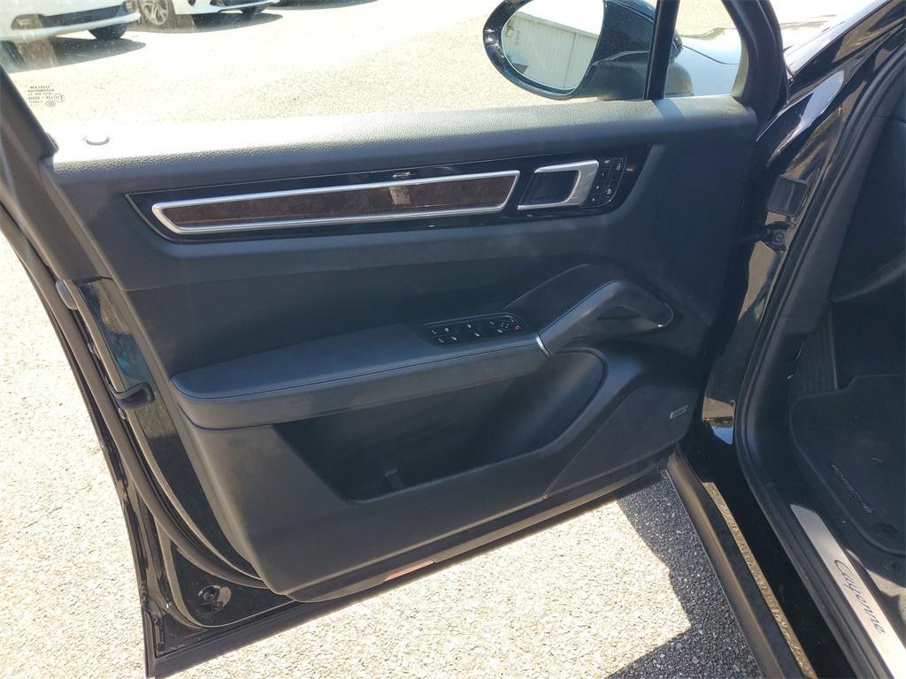 used 2019 Porsche Cayenne car, priced at $35,557