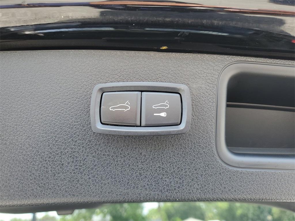 used 2018 Porsche Macan car, priced at $21,893