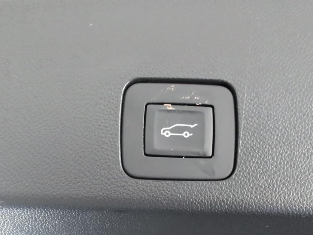 used 2025 Buick Encore GX car, priced at $26,888