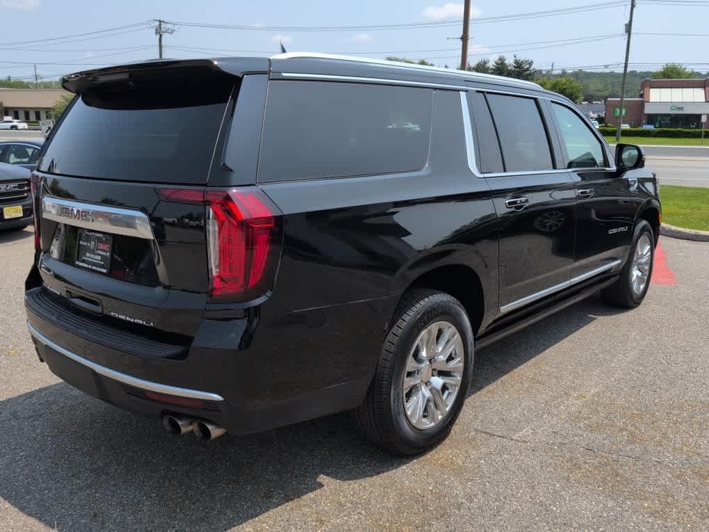 used 2022 GMC Yukon XL car, priced at $64,888