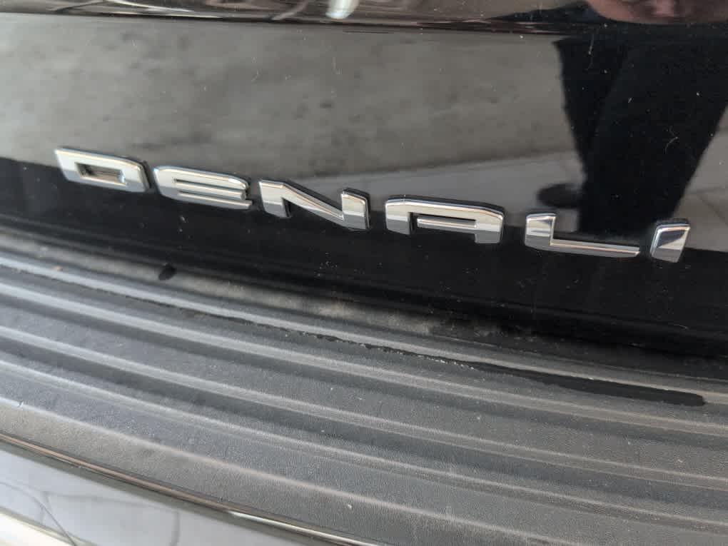 used 2022 GMC Yukon XL car, priced at $64,888