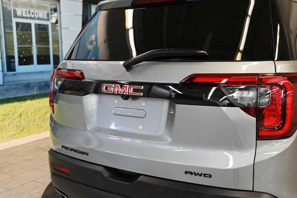used 2023 GMC Acadia car, priced at $27,888
