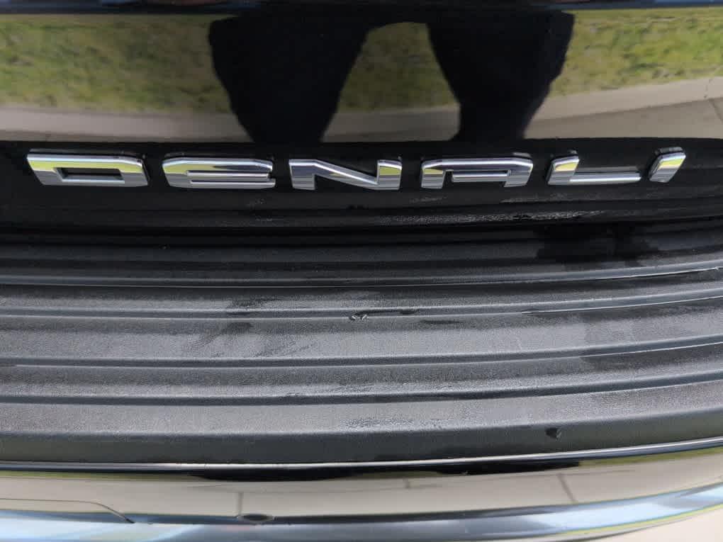 used 2022 GMC Yukon car, priced at $64,888