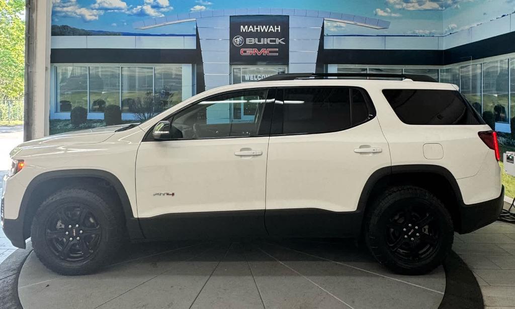 used 2022 GMC Acadia car, priced at $31,988