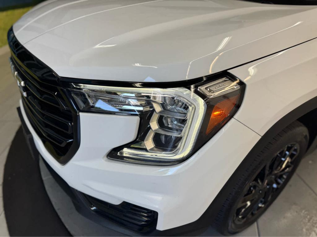 used 2023 GMC Terrain car, priced at $24,888