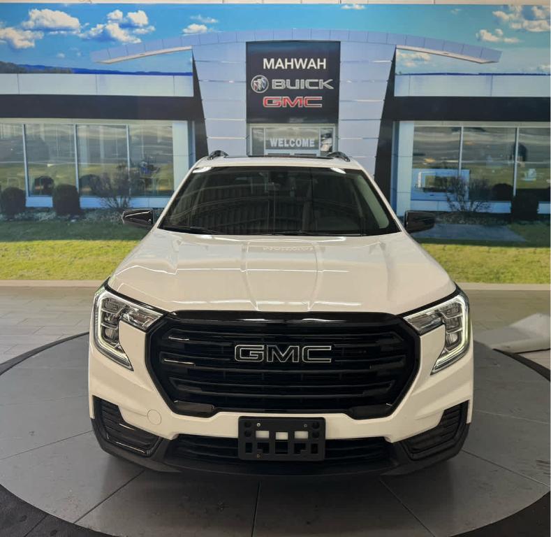 used 2023 GMC Terrain car, priced at $24,888