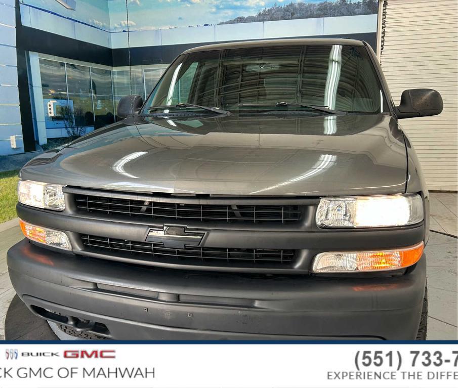 used 2001 Chevrolet Tahoe car, priced at $8,995