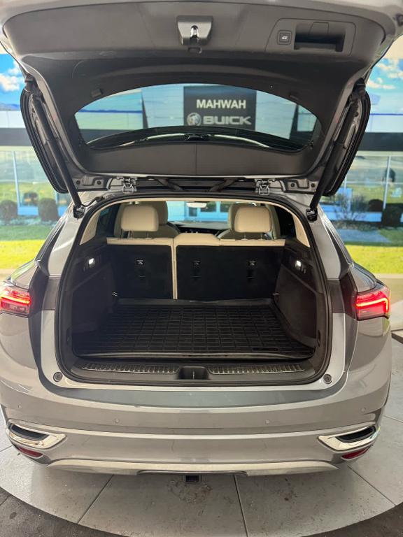 used 2021 Buick Envision car, priced at $27,888