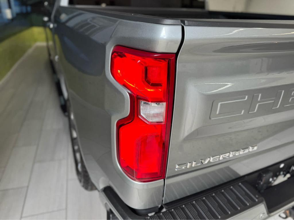 used 2024 Chevrolet Silverado 1500 car, priced at $60,888