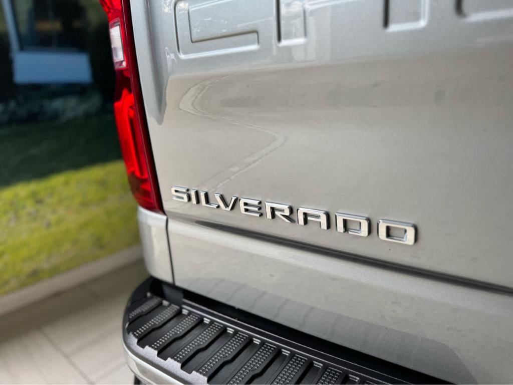 used 2024 Chevrolet Silverado 1500 car, priced at $60,888