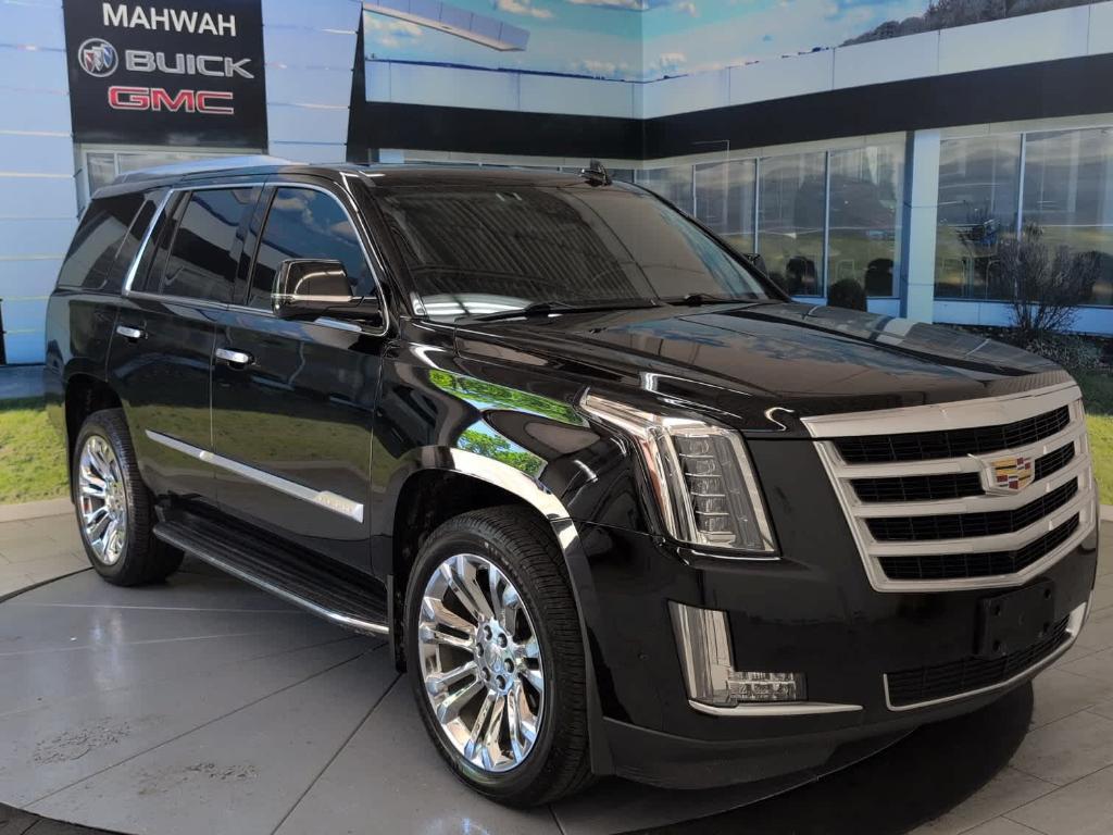 used 2020 Cadillac Escalade car, priced at $48,888