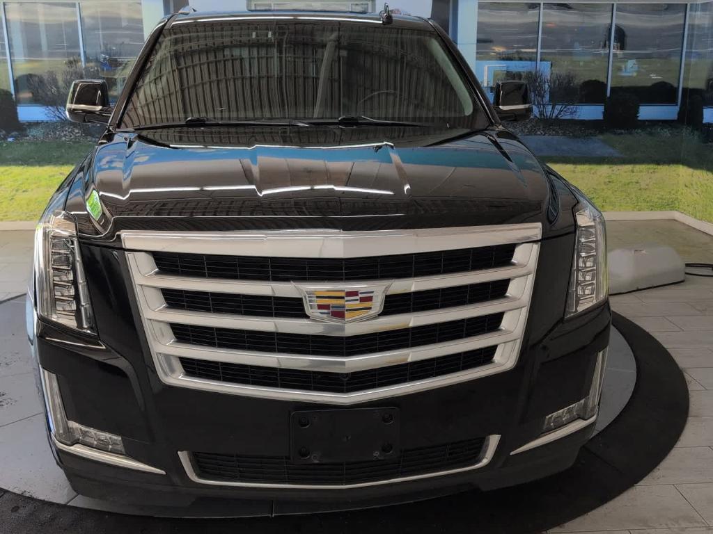 used 2020 Cadillac Escalade car, priced at $48,888