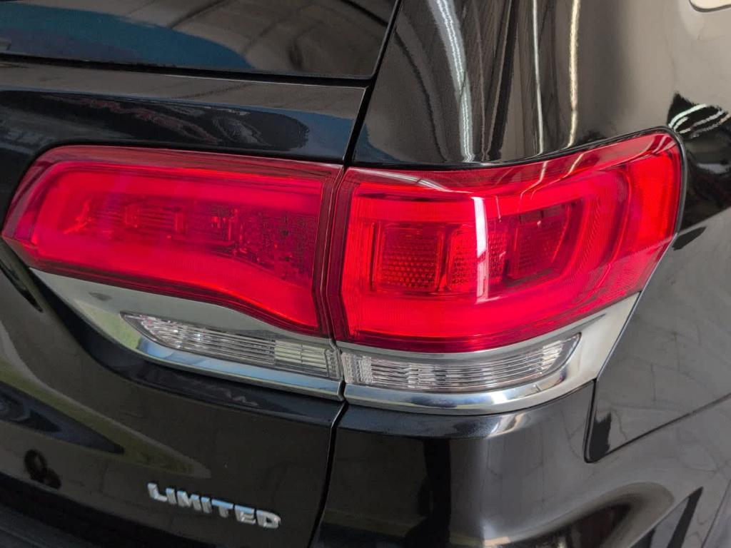used 2016 Jeep Grand Cherokee car, priced at $14,995
