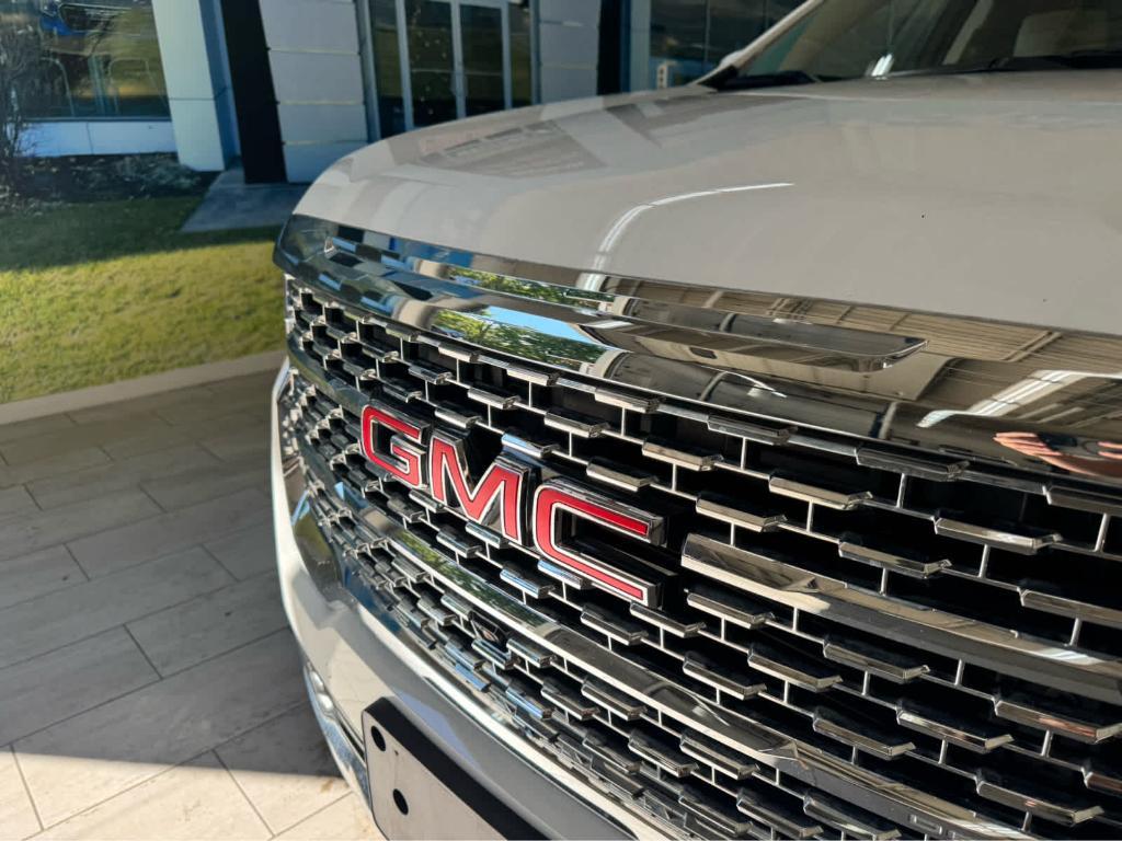 used 2022 GMC Acadia car, priced at $34,595
