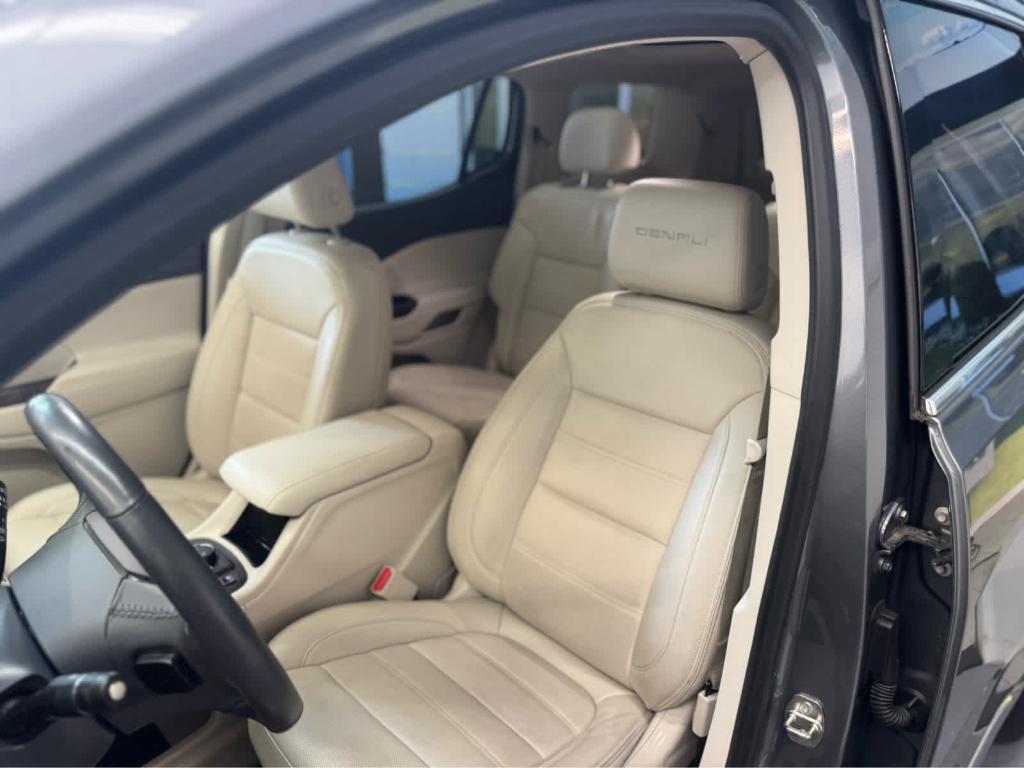 used 2022 GMC Acadia car, priced at $34,888