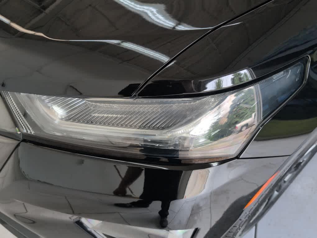 used 2022 Chevrolet Traverse car, priced at $37,888