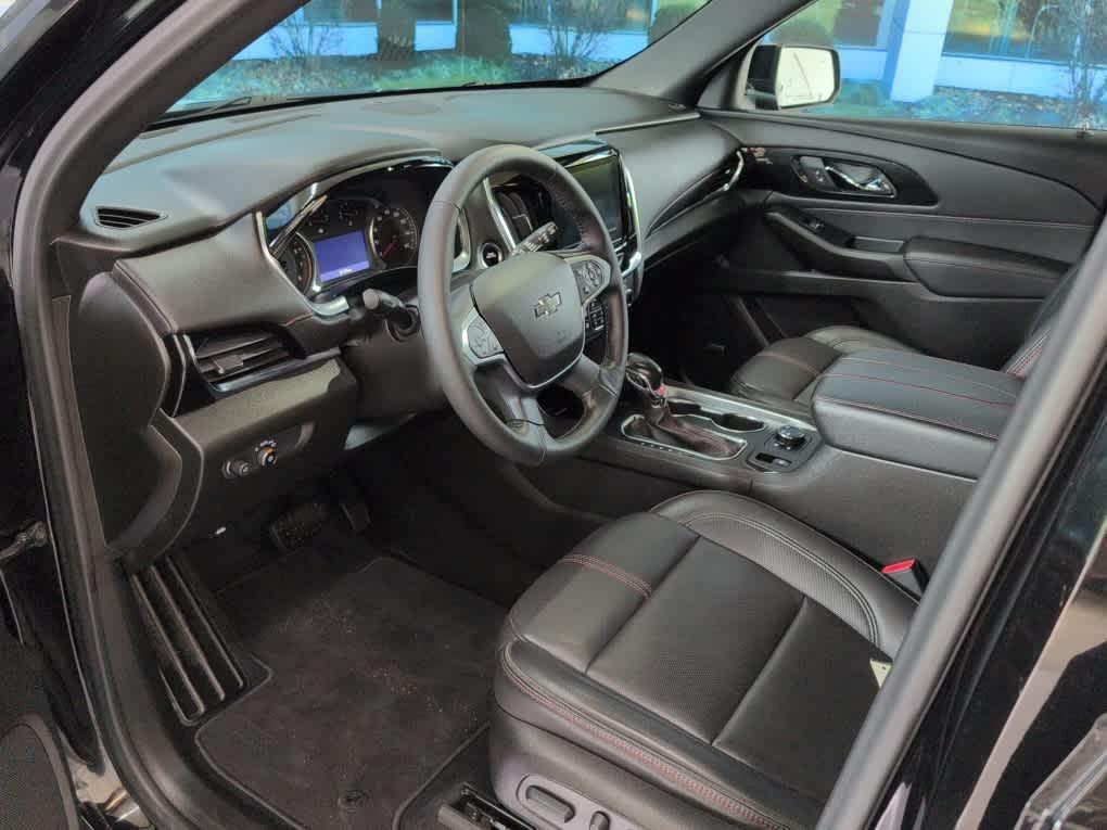 used 2022 Chevrolet Traverse car, priced at $37,888