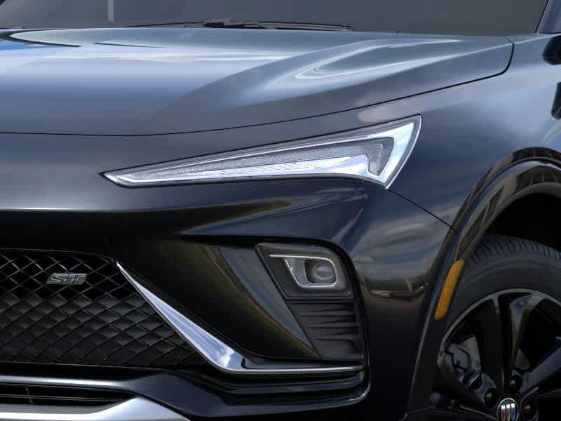 new 2025 Buick Envista car, priced at $30,119