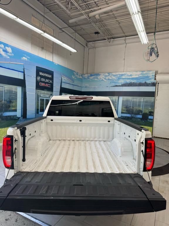 used 2022 GMC Sierra 1500 Limited car, priced at $34,888
