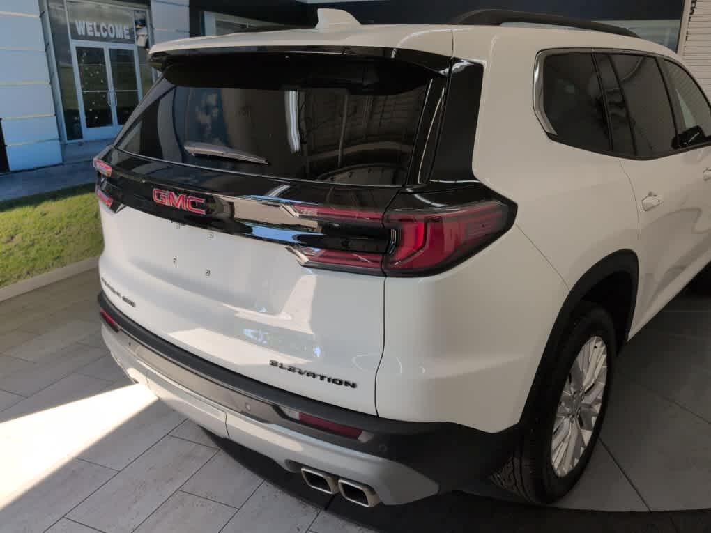 used 2025 GMC Acadia car, priced at $45,888