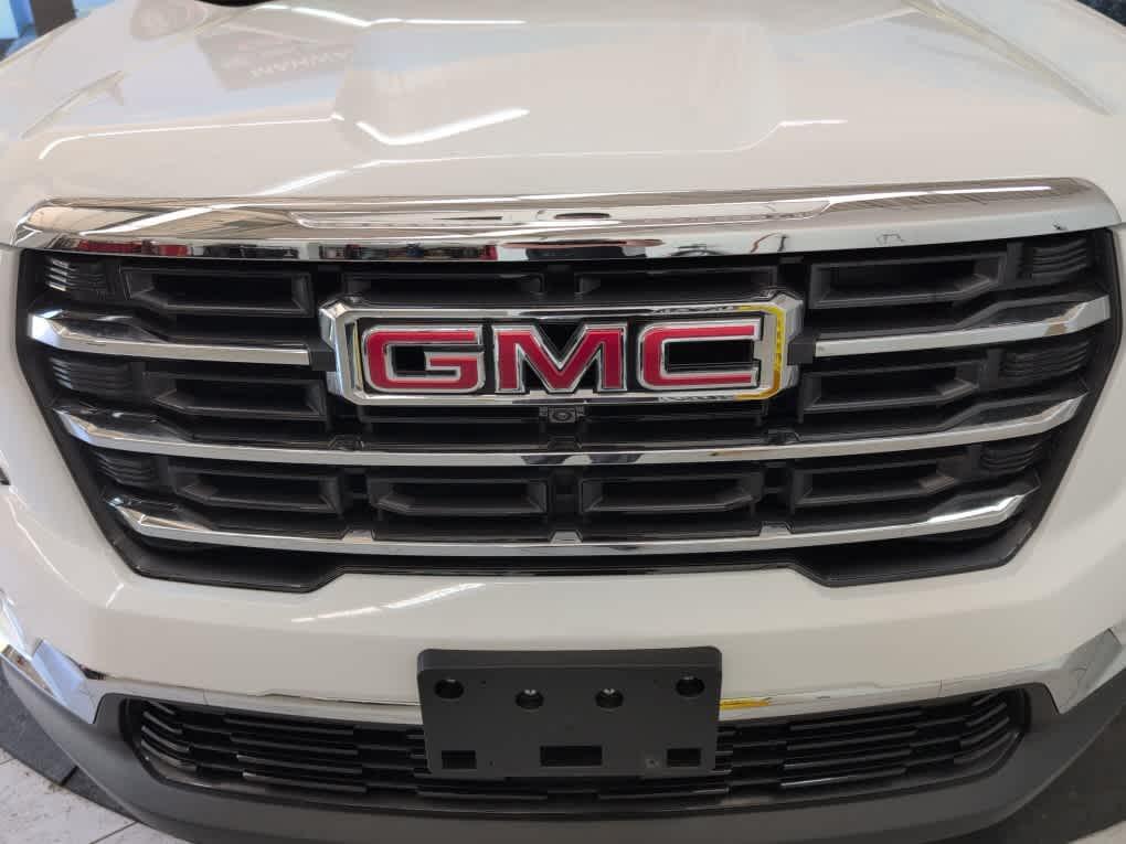 used 2025 GMC Acadia car, priced at $45,888